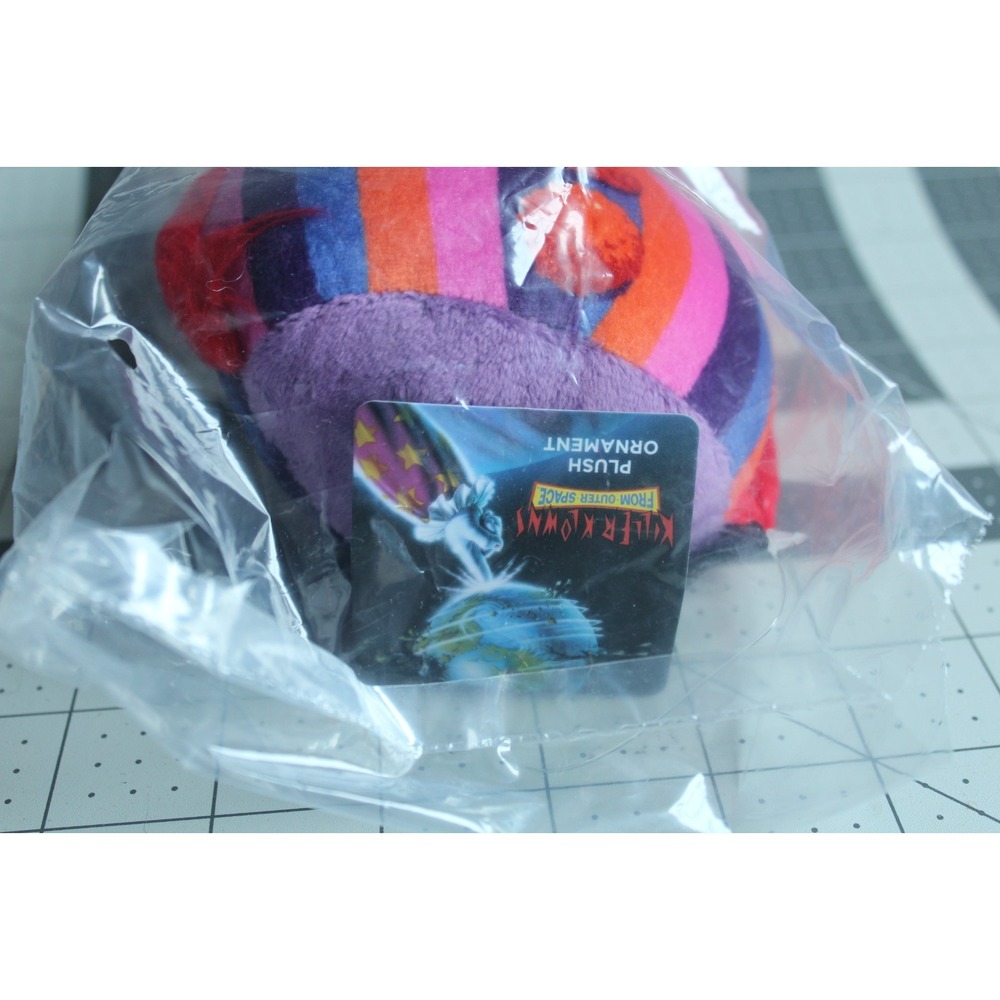Killer Klowns From Outer Space Loot Fright Exclusive Plush Ornament New with Tag - Picture 3 of 3